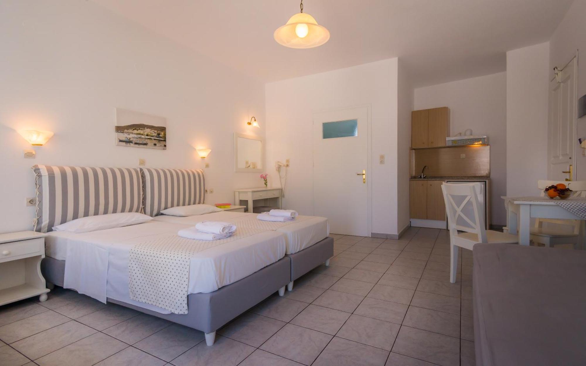 Aeolis Hotel Adámas Extérieur photo
